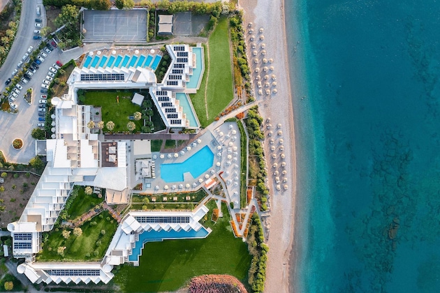 Gallery - Lutania Beach Hotel