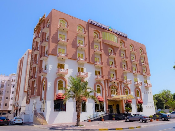 Gallery - Hotel Golden Oasis