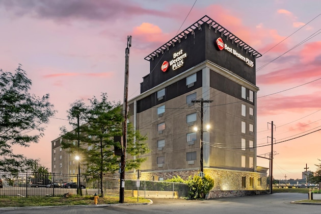Gallery - Aiden By Best Western Newark Airport