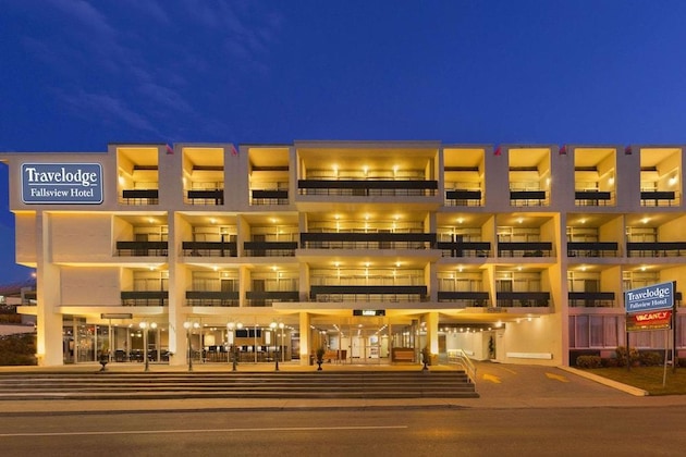 Gallery - Travelodge By Wyndham Niagara Falls Fallsview