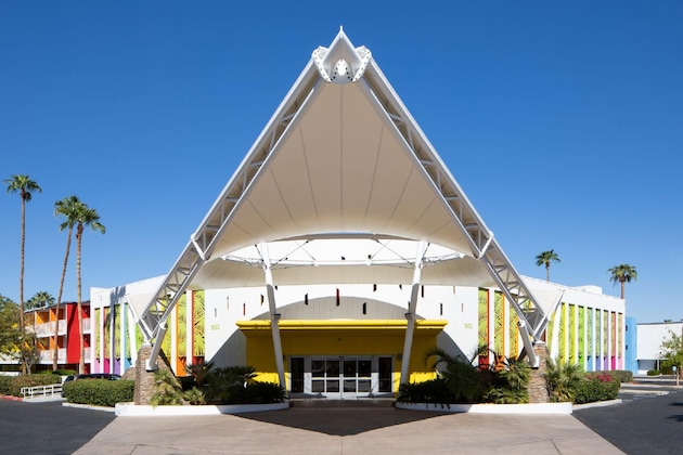 Gallery - The Saguaro Palm Springs