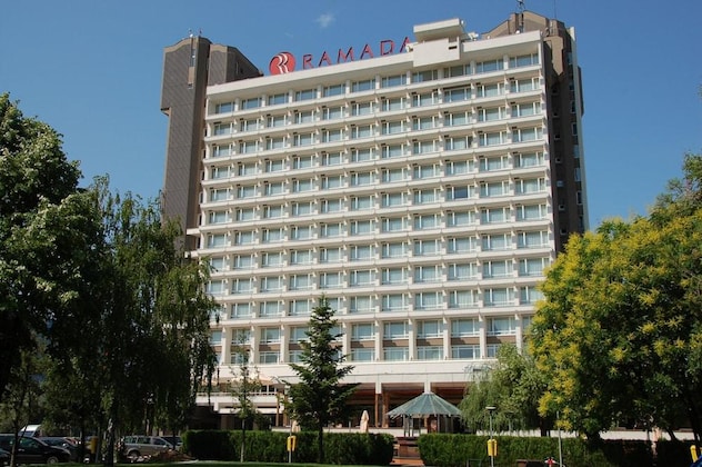 Gallery - Ramada Bucharest Parc Hotel