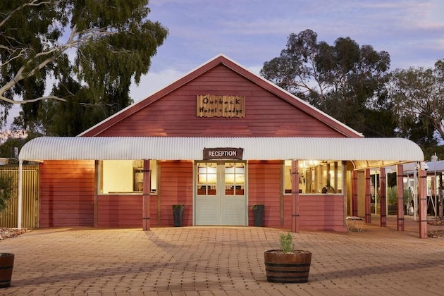 Gallery - Outback Lodge
