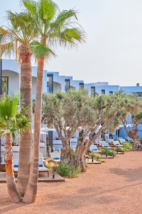 Gallery - Universal Grand León & Spa