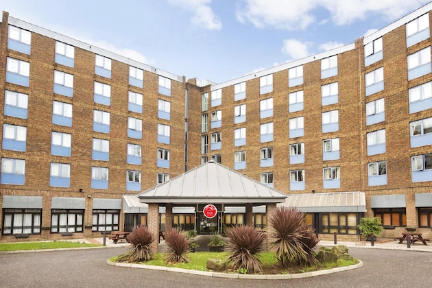 Gallery - Waterloo Hub Hotel & Suites