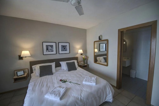 Gallery - Sliema Chalet Hotel