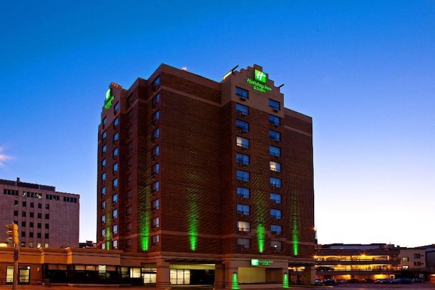 Gallery - Holiday Inn And Suites Winnipeg Downtown, An Ihg Hotel