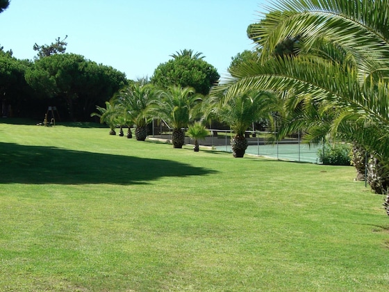 Gallery - Ria Park Garden Hotel