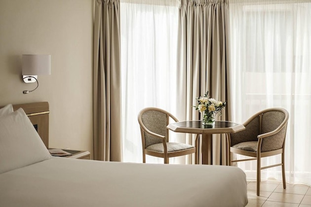 Gallery - Diplomat Hotel