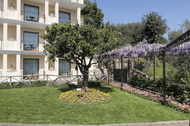 Gallery - Grand Hotel Capodimonte
