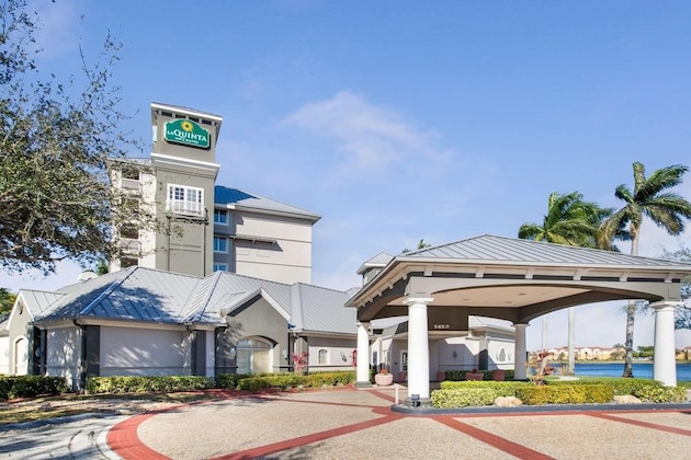 Gallery - La Quinta Inn & Suites By Wyndham Ft. Lauderdale Airport