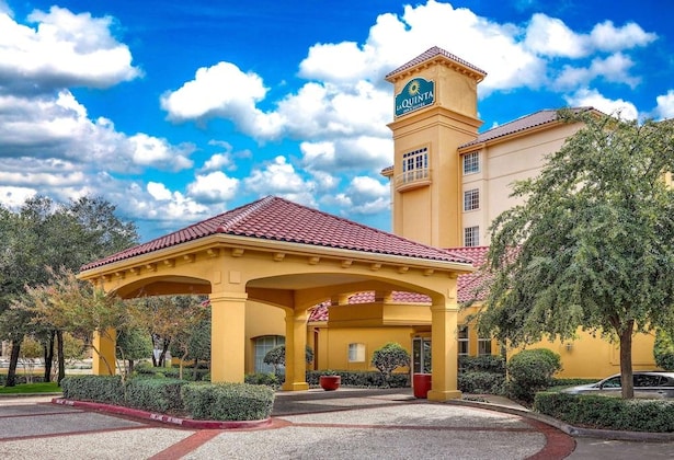 Gallery - La Quinta Inn & Suites Dallas North Central