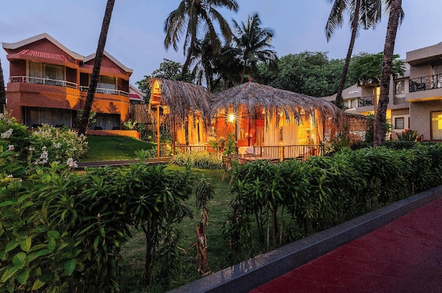 Gallery - Whispering Palms Beach Resort