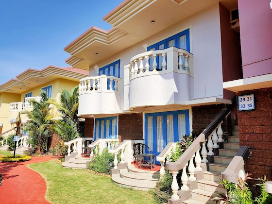 Gallery - Coconut Grove Beach Resort