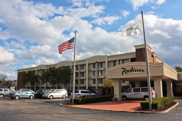 Gallery - Radisson Hotel Rochester Airport