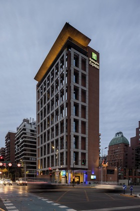 Gallery - Holiday Inn Express Santiago Las Condes, an IHG Hotel