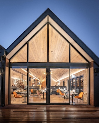 Gallery - Kamana Lakehouse