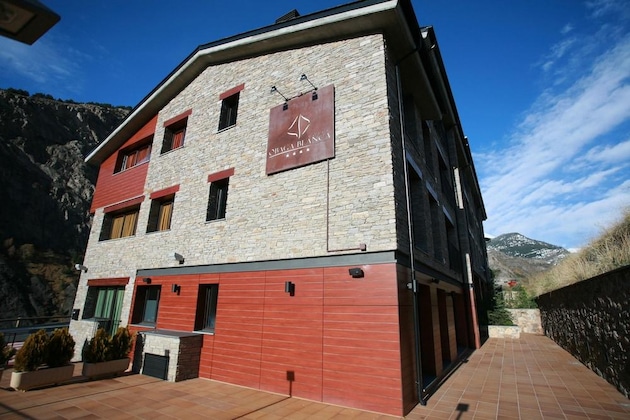 Gallery - Hotel Obaga Blanca