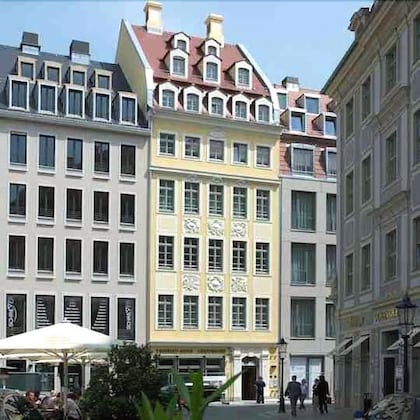 Gallery - Aparthotel Neumarkt
