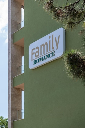 Gallery - Hotel Romance & Family Suites