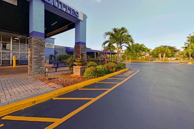 Gallery - Rodeway Inn & Suites Fort Lauderdale Airport & Cruise Port