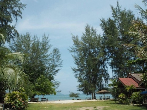 Gallery - P.A.N. Beach Bungalow