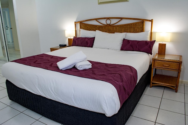 Gallery - Roydon Beachfront Apartments