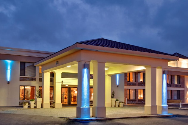 Gallery - Holiday Inn Express & Suites Charlottetown By Ihg