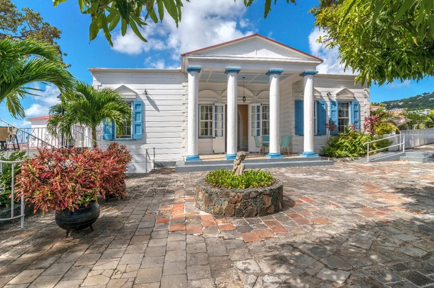 Gallery - Hilltop Villas At Bluebeard's Castle