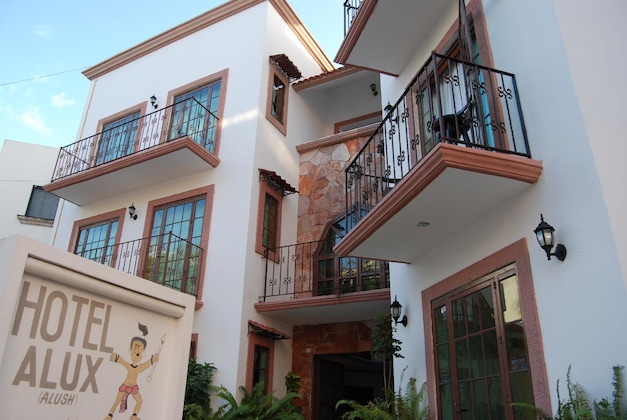 Gallery - Alux Playa