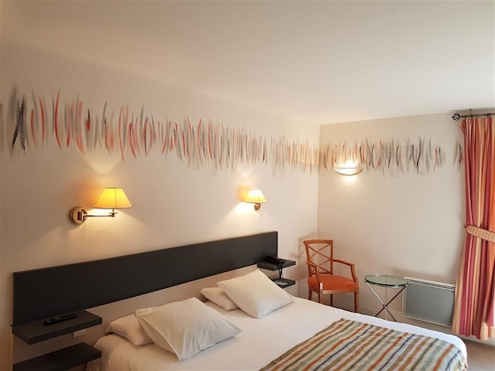 Gallery - Hotel Restaurant Le Dauphin Et Le Spa Du Prieuré