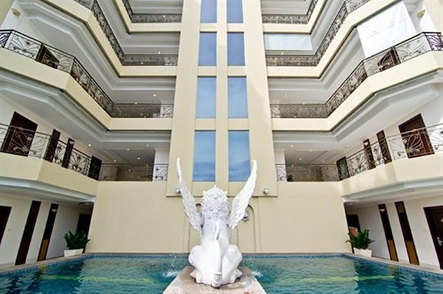 Gallery - Lk Residence