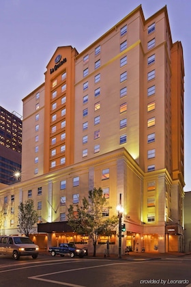 Gallery - La Quinta Inn & Suites By Wyndham New Orleans Downtown