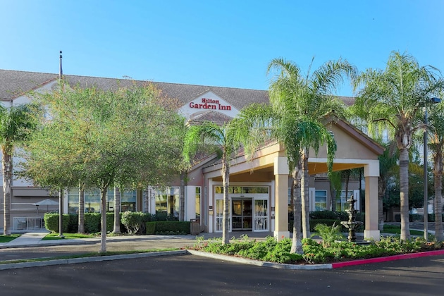 Gallery - Hilton Garden Inn Bakersfield