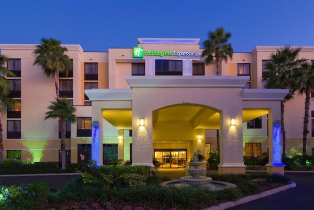 Gallery - Holiday Inn Express & Suites Kendall East Miami, an IHG Hotel