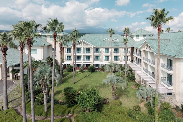 Gallery - The Suites Hotel Jeju