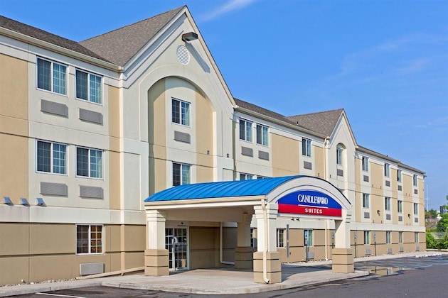 Gallery - Candlewood Suites Secaucus - Meadowlands, An Ihg Hotel