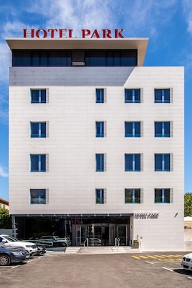 Gallery - Hotel Park