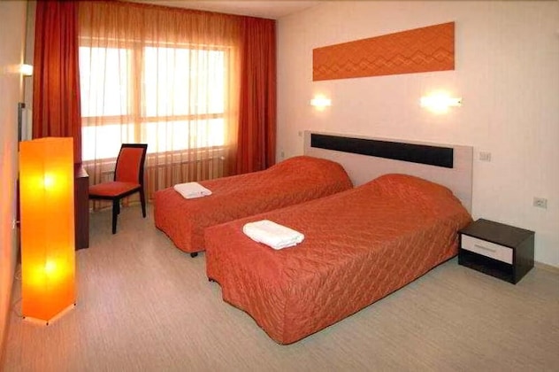 Gallery - Business Apartcomplex