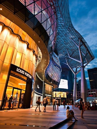 Gallery - Royal Plaza On Scotts