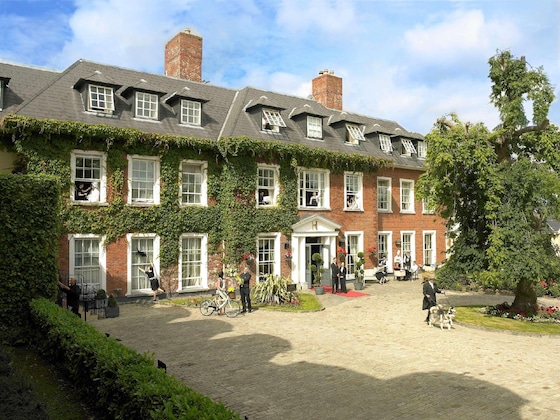 Gallery - Hayfield Manor Hotel