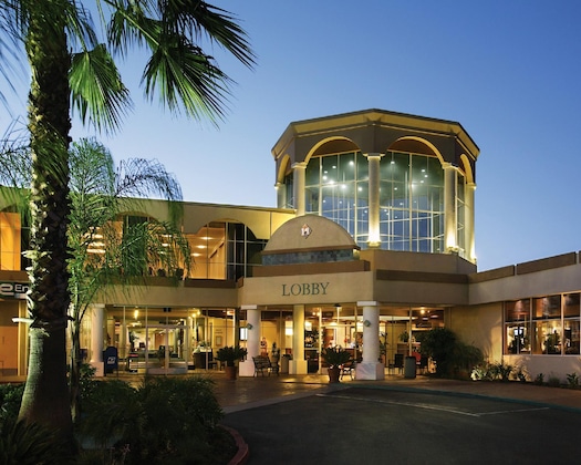 Gallery - Handlery Hotel