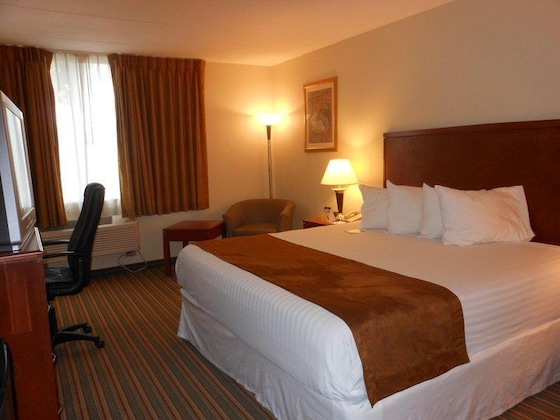 Gallery - Best Western Airport Plaza Inn & Conference Center