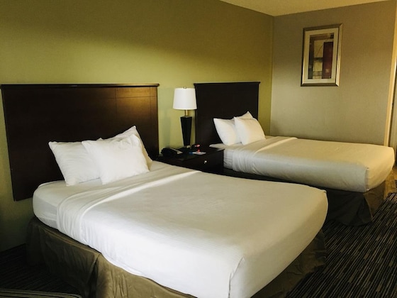 Gallery - Ramada By Wyndham Batesville