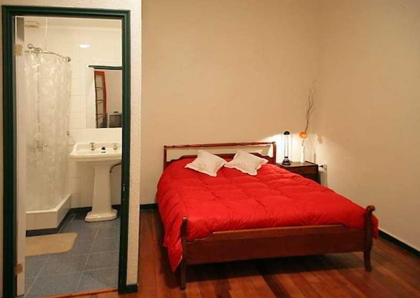 Gallery - Hostal Reloj De Flores