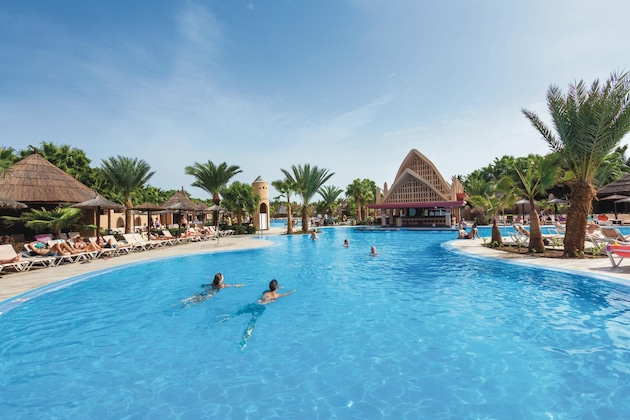 Gallery - Hotel Riu Funana