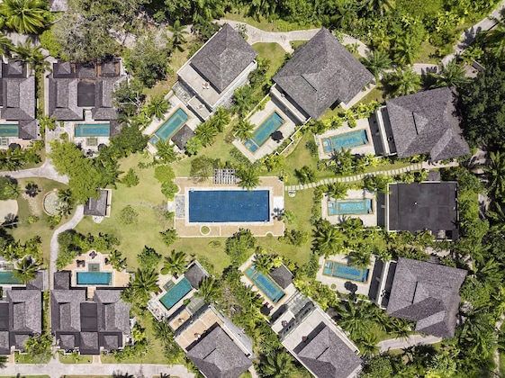 Gallery - Robinson Khao Lak