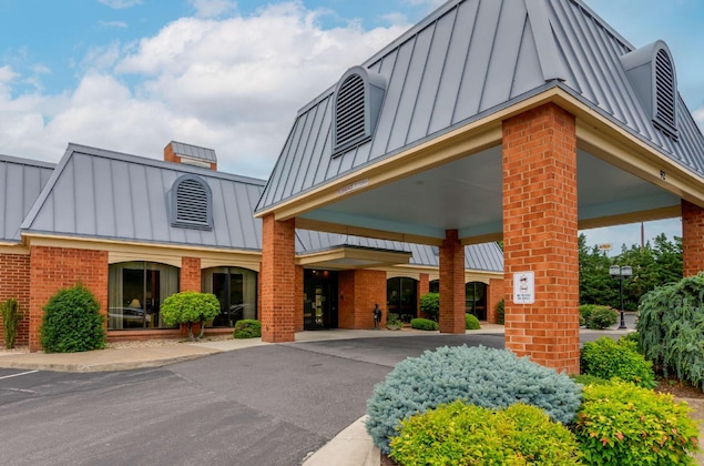 Gallery - Best Western Staunton Inn
