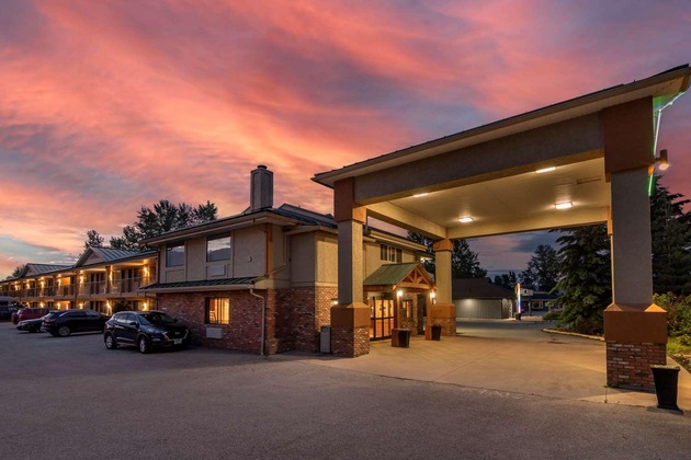 Gallery - Surestay Plus Hotel By Best Western Salmon Arm