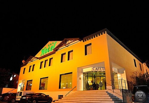 Gallery - Hotel Villa De Ferias